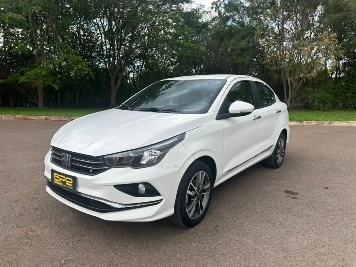 Fiat Cronos Precision — foto 1
