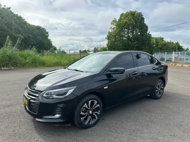 Chevrolet Onix Plus